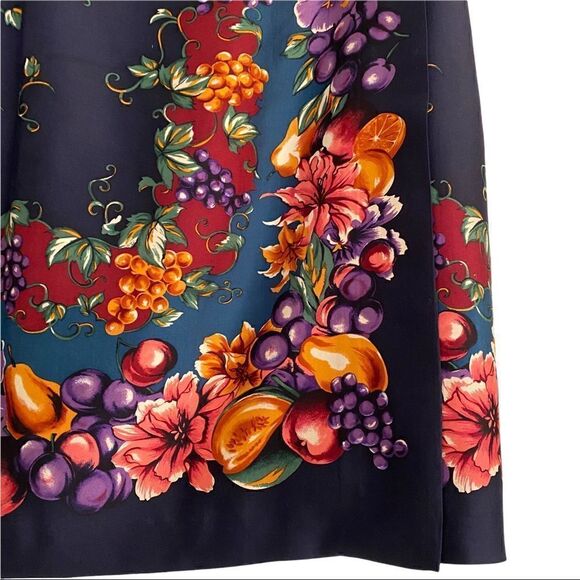Vintage Silk Faux Wrap A Line Skirt Floral and Grape Design Size 12 - Picture 2 of 6